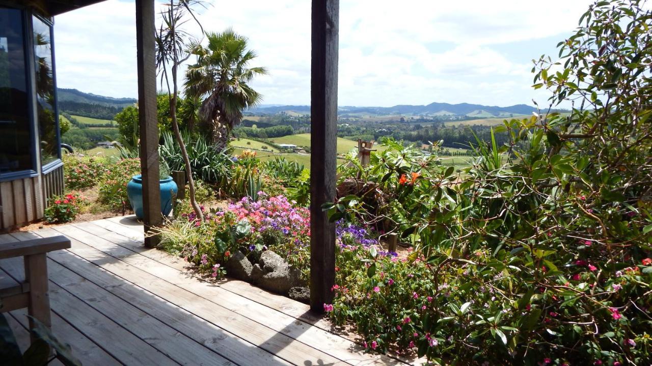 Hilltop Bed and Breakfast Paihia Buitenkant foto